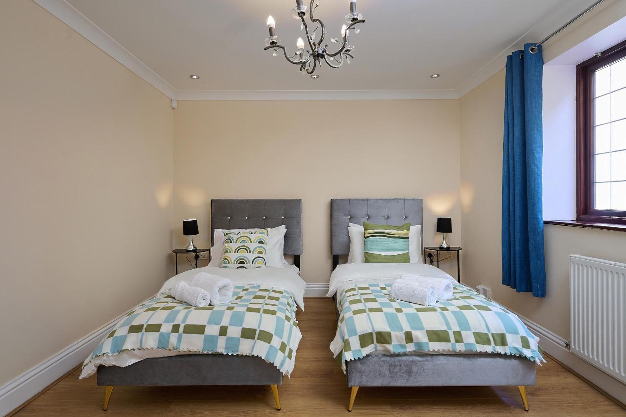 Spacious Home For Large Families And Contractors Wolverhampton Luaran gambar
