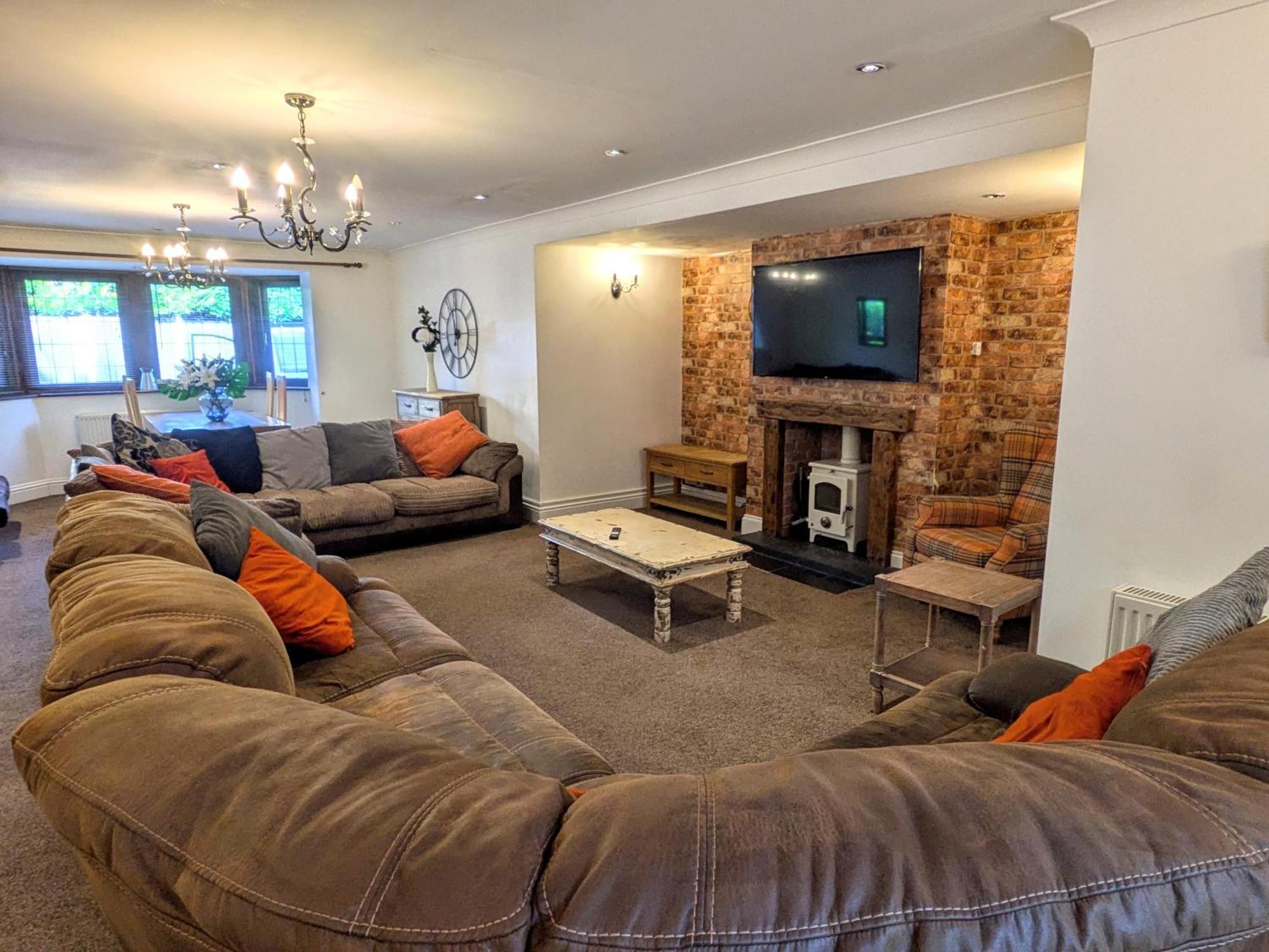 Spacious Home For Large Families And Contractors Wolverhampton Luaran gambar